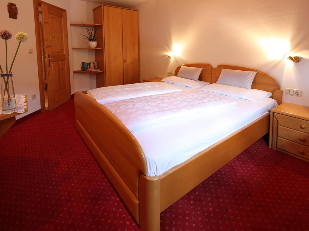 Residence Rose San Candido Habitación foto